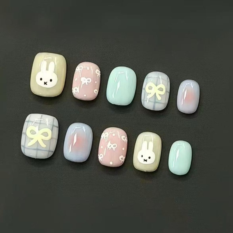 Miffy Bunny |   Miffy Suave y  - Nail Art Quirky reseña y precio