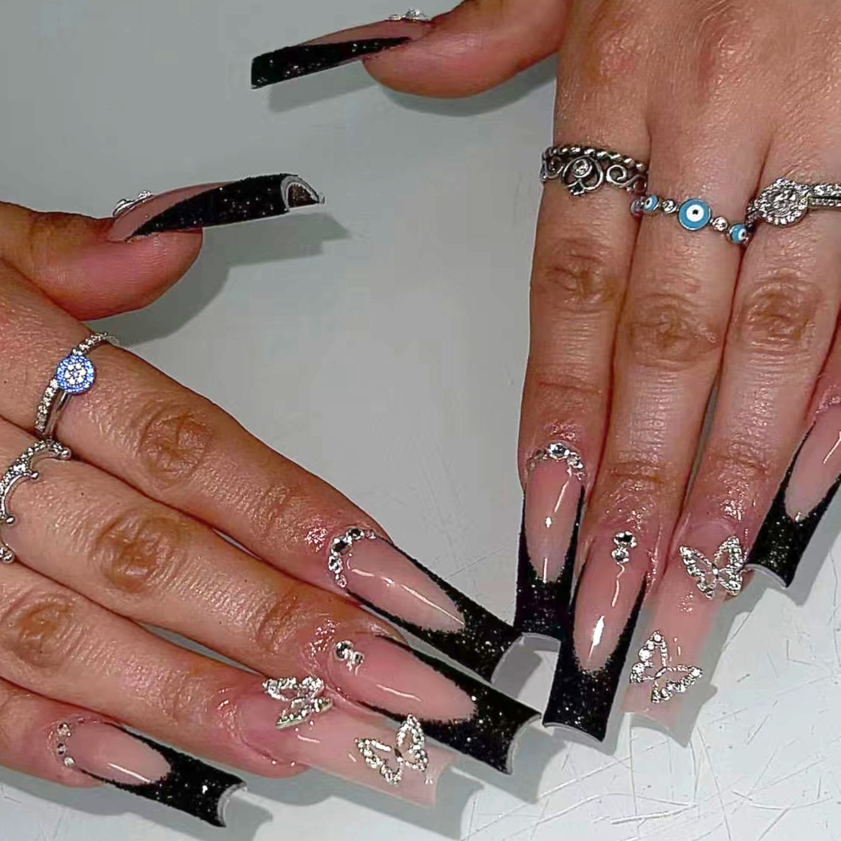 24 Uds. Conjuntos de uñas post - Nail Art Quirky reseña y precio