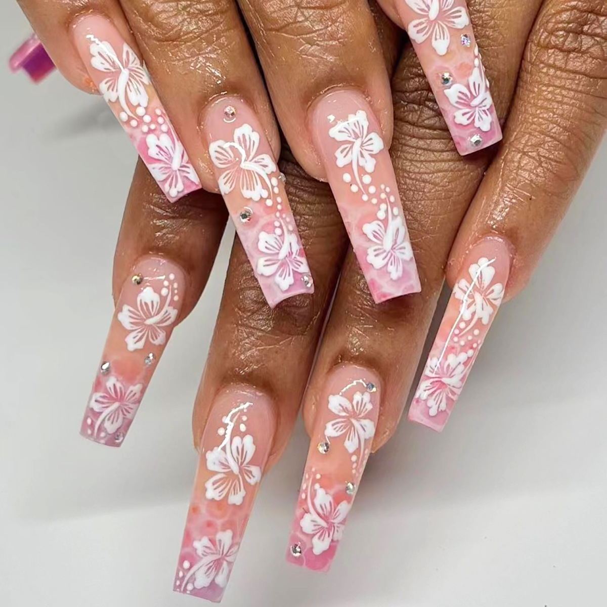 24 Uds. Conjuntos de uñas post - Nail Art Quirky reseña y precio