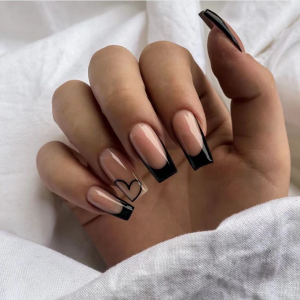 24 Uds. Conjuntos de uñas post - Nail Art Quirky reseña y precio